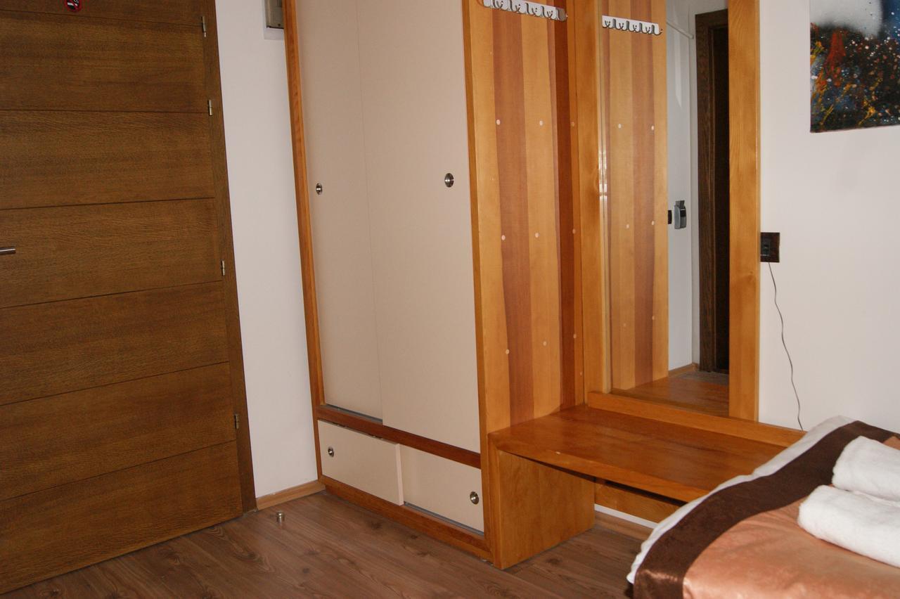 Hotel Prizreni Esterno foto