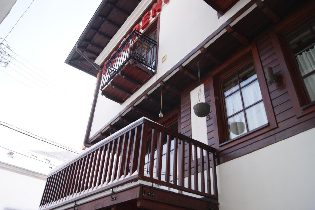 Hotel Prizreni Esterno foto